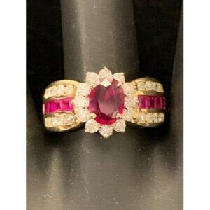 Ruby And Diamond 10 K Yellow Gold Ring W/Appraisal Sz 7 (R55)